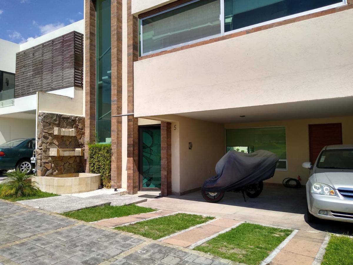 Habitaciones Business Class En Lomas De Angelopolis Tlaxcalancingo Exterior photo